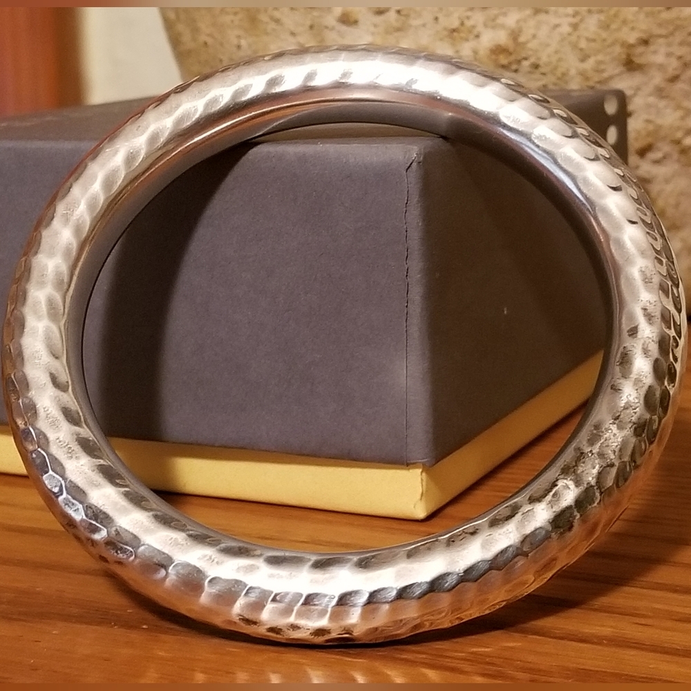 RARE Silpada Sterling Silver ROUND Bangle Bracelet